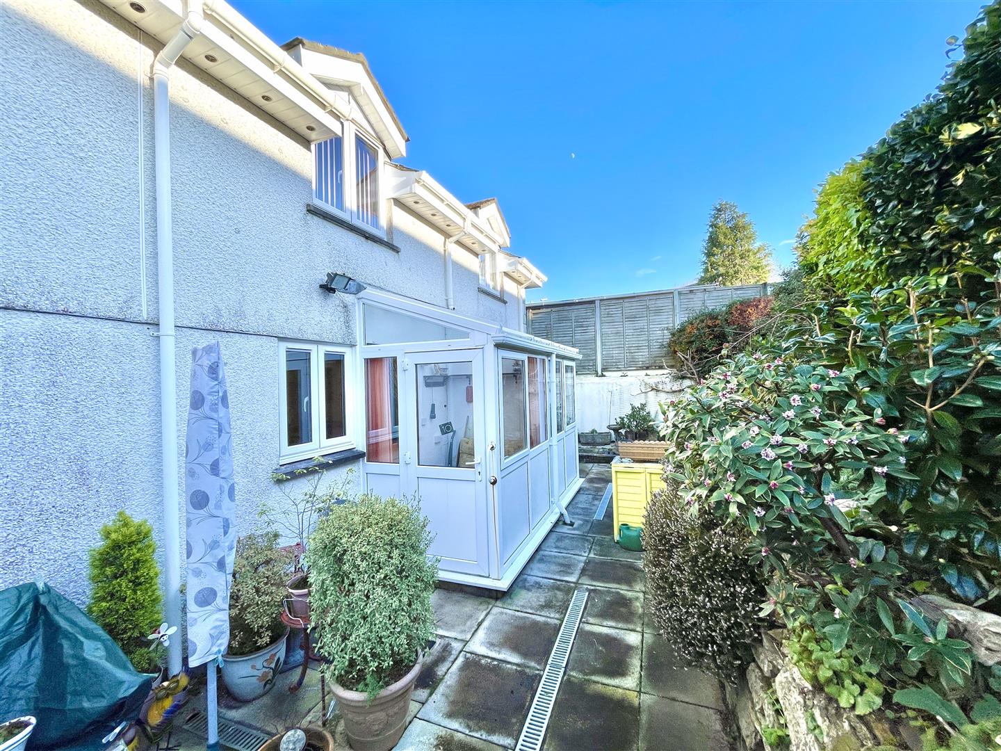2 bed property in Redannick Lane, Truro